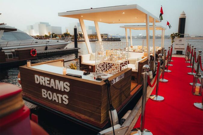 2-Dream Boat Floating Café-godubaideals